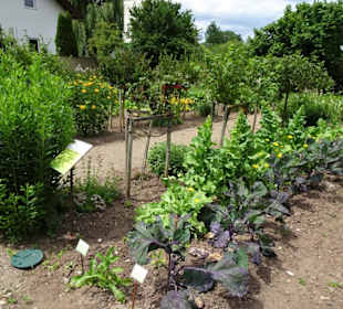 Impressionen aus dem Garten des Bauernmuseums