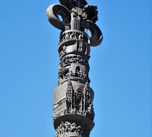 Ansichten des Christentum-Denkmals