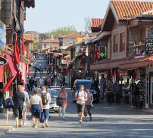 Einkaufsstraße in der Altstadt von Side