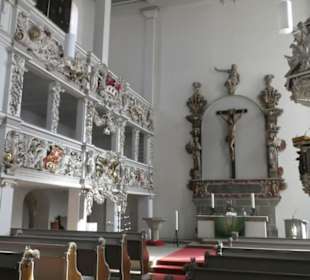 Blick auf Kanzel, Altar und Fürstenloge