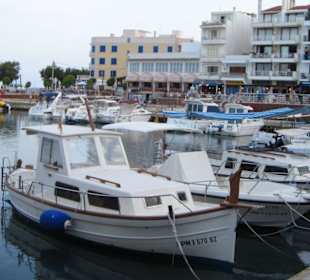 Der gemütliche Hafen von Cala Bona