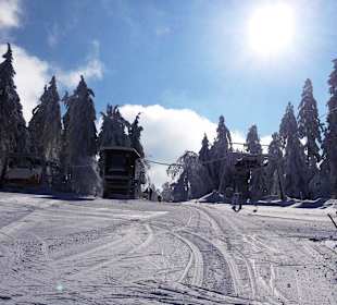 Wintersport im Skigebiet Bödefeld Hunau