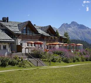 Aussenansicht Sommer Chesa al Parc