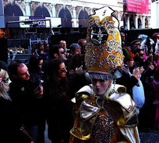Kostüme-Masken-Show Venedig 2011