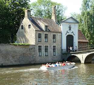 Brücke zum Beginenhof