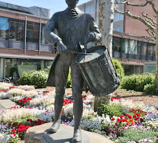 Der Gardetrommler am Schillerplatz / Ludwigstraße