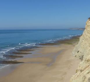 Blick zur Praia do Porto de Mós bei Lagos
