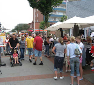 Die Fußgängerzone / Promenade