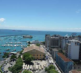 Ausblick auf die Unterstadt und den Hafen
