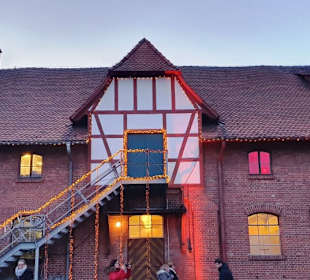 Die Mittleren Gebäude