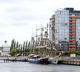 Traditionssegler im Lieler Hafen