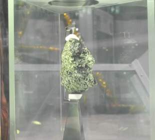 Originales Mondgestein