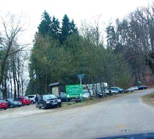 Parkplatz ab hier zu Fuß