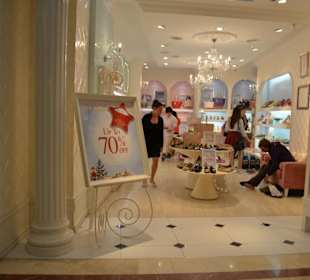 Shopping Center Suria KLCC