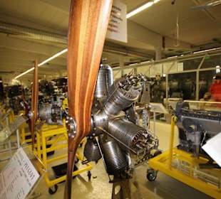 Motoren und Triebwerke