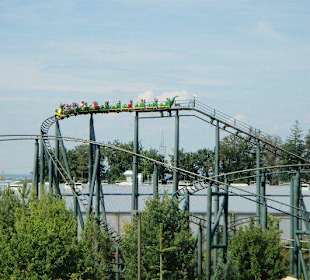 Achterbahn "Feuerdrache"