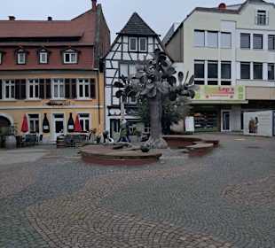 Paradiesbrunnen in Neustadt an der Weinstraße