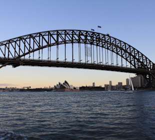 Harbour Bridge mit Oper