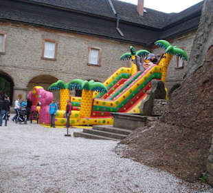 Kuronské slavnosti na Náchodském zámku