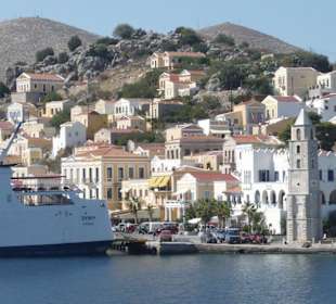 Arrivée en bateau à l'île de Symi