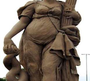 Statue auf der Puppenbrücke