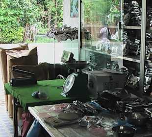 Auch Teemischung wird gemacht 