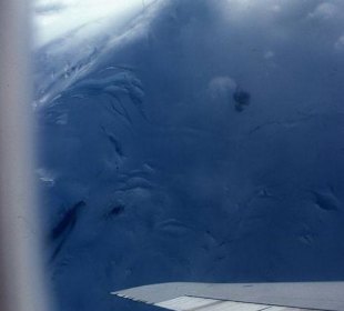 Der schneebedeckte Chimborazo (6.272 m)