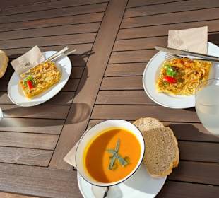 Snack in Schloss Café mit 