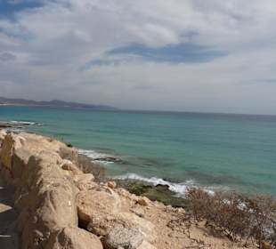 Umgebung rechts vom Hotel