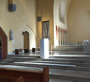 Kath. Pfarrkirche St. Petrus Canisius