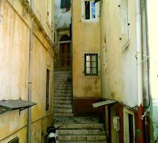 Typischer Blick in einen Hinterhof