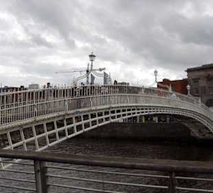 Halfpenny Bridge