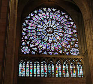 Witraż Notre Dame