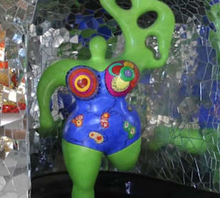 Grotte der Niki de Saint Phalle