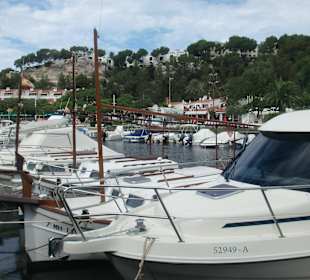 Kleiner Hafen von Galdana