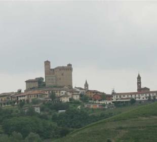 Skyline von Serralunga d'Alba