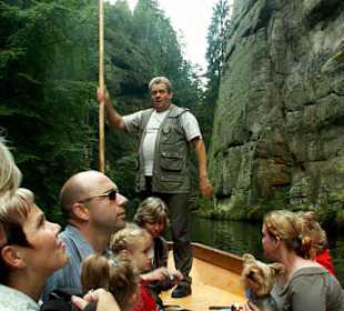 Kahnfahrt auf der Stillen Klamm