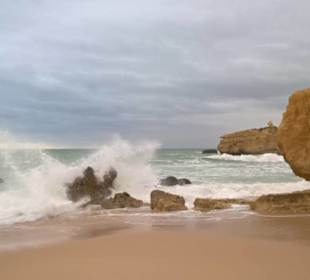 An der Praia Sao Rafael am Abend