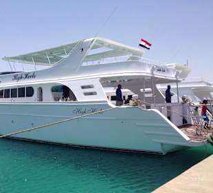 Exklusiv Schnorchelausflug mit der Magic Aqua Station