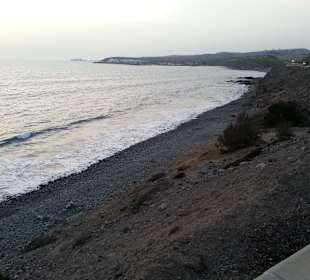 Nicht wirklich Strand vor dem Lopesan Villa del Conde Resort