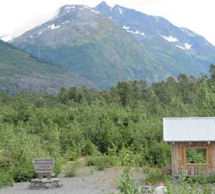 Halt zum ausladen der Rafting Schlauchboote