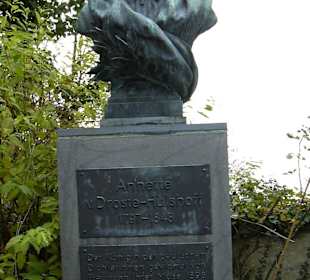 Annette von Droste-Hülshoff Bronzebüste Meersburg