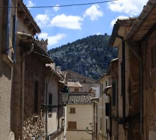 Blick auf Pollença, bevor es 365 Stufen hoch geht