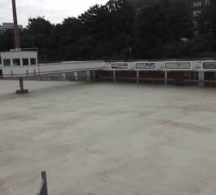 Eis- und Rollschubahn