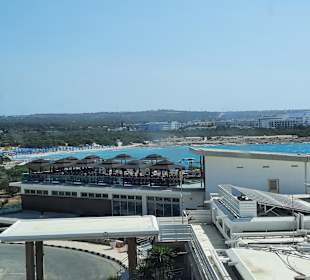 Land Beach vom Hotel Asterias 