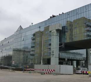 Viel Glas - das Oberste Gericht - Sąd Najwyższy