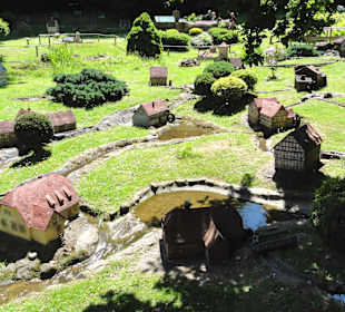 Exponate der Freilichtausstellung