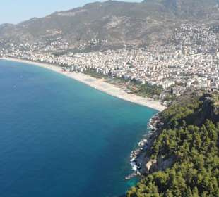 Wunderschönes Alanya von der Burg aus