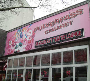 Bekanntes Travestie-Cabaret