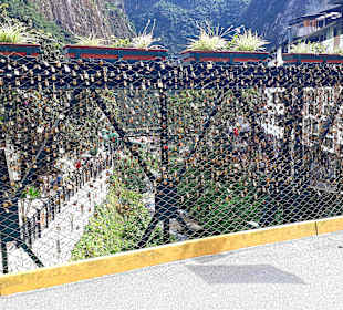 Aguas Calientes - Machu Picchu Pueblo